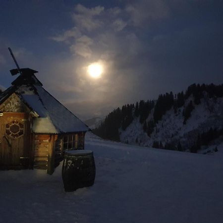 فندق Refuge Le Marcheuson ليه كروسيت المظهر الخارجي الصورة